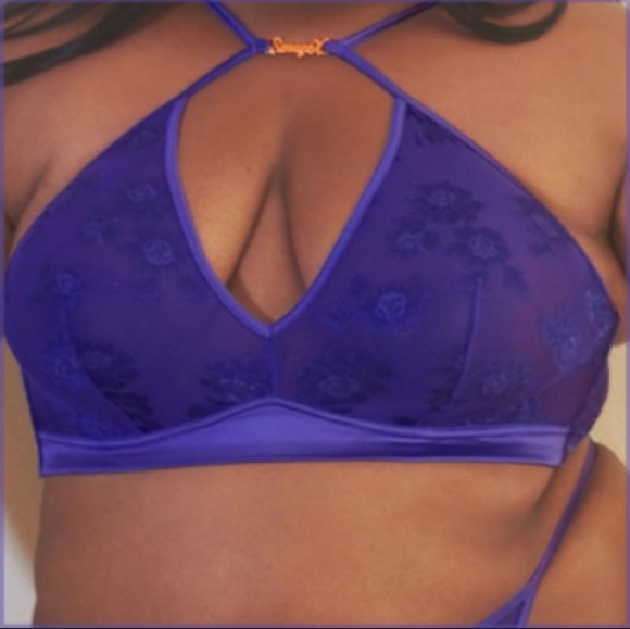 Taboo Blue~3X~Strap Up Lace Bralette - Picture 5 of 9